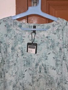 Elegant Floral Print Top