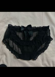 Lace Trim Panty Set