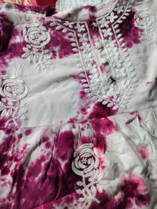 Elegant chikankari  Ethnic Kurta Set