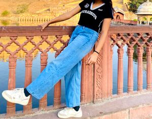 Stylish Blue Solid Straight Fit Jeans 👖