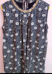 Floral Sleeveless Top