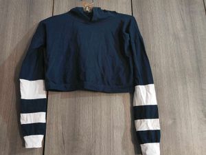 Striped Sleeve Crop Top