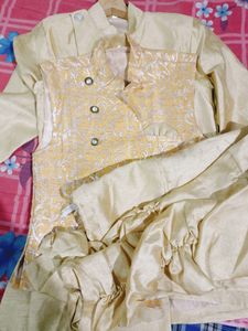 Golden 3 Piece Suit 😍