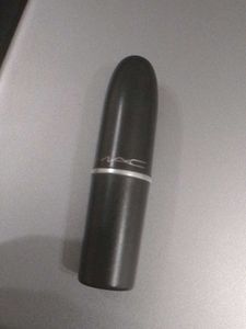 Ruby woo Mac Lipstick