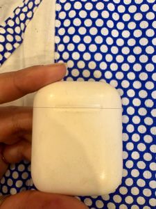 Apple AirPods 2nd generation