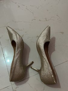 Carlton London Gold Heels