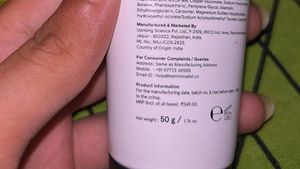 minimalist moisture for oily and combination skin