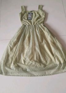 Pretty Sequenced Midi Dress Size 32