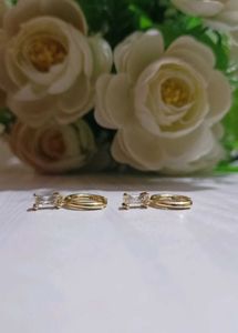 Rectangular Stone Huggies