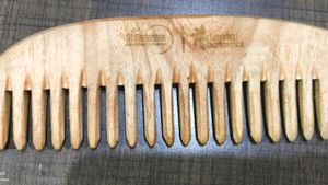Comb