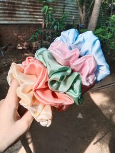 Any 2 Xl Size Scrunchies