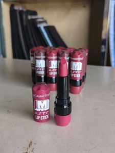 Huda Matte Lipstick Set  ( PREMIUM FRENCH)