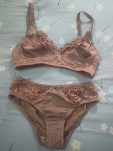 Lace Bra & Panty Set