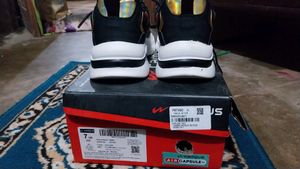 Selling Brand New Campus Sports Shoes For Women