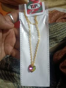 Heart Pendant Necklace (it&#39;s Fully untouched)