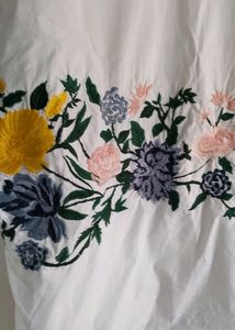 Zara Smart Casual Floral Embroidered Top