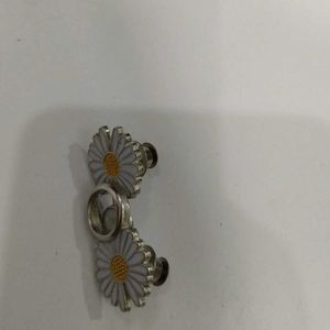 🌼Viral Daisy Jeans Tightening Clip🌼