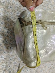 NYKAA Iridescent Cosmetic Bag