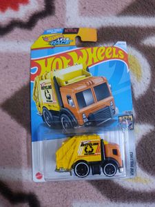 Hot Wheels Lotus Type 49 And Total Disposal Combo