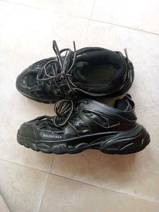 Balenciaga For Both Man And Woman