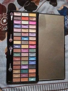 glam21 eye shadow pallette