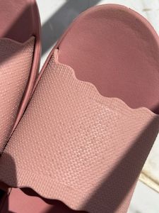 OOFoam Women&#39;s Slides