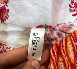 Red &amp; White Printed Kurta Set