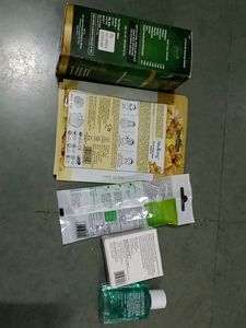 Masking Sheet Mask +Siromani Aloe -boost Twin Blade Razor+Siromani Gold Ore Bathing Bar+Myglamm Lit Nail Enamel Remover+Kesh Care Hair Oil