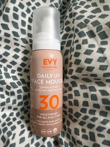 EVY Daily UV Face Mousse SPF 30