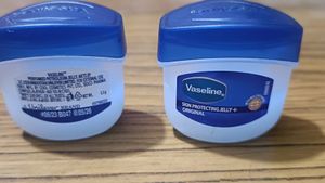 Vaseline Skin Protecting Jelly