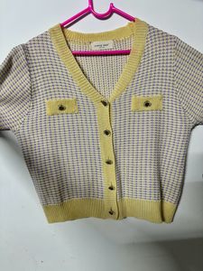Korean Yellow Top 🌟
