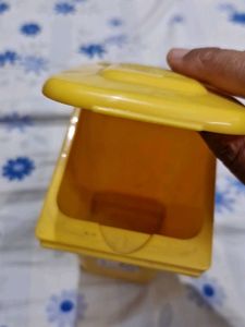 Mini Plastic DUSTBIN
