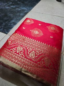 Bright Red Cotton Silk Blend Saree