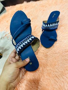 Boho Chic Navy &amp; White Toe Ring Sandals