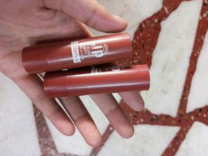 2 Pcs Bullet Nude Lipstick