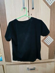 Guess Black Graphic Tee