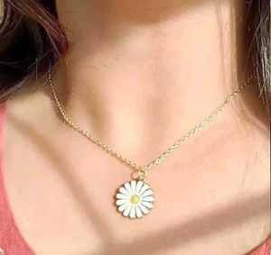 Daizy Pendant