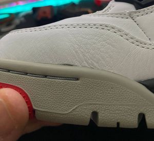 Nike Air Jordan Retro 4