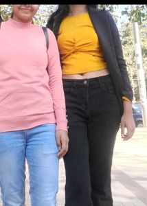 3 tops in new like condition