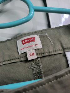 Levi&#39;s Casual Pants