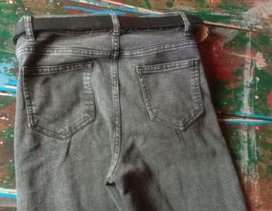 Women&#39;s Baggy Jeans