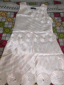White Sleeveless Dress