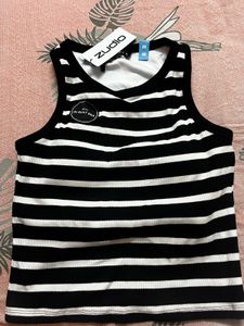 Zudio Top With Inbuilt Bra