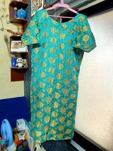 Showstopper Banarasi Silk Kurti