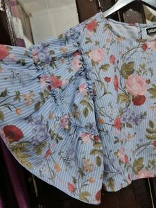 FLORAL crop Top #STUDIO