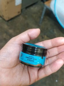 Pilgrim Retinol Under Eye Cream