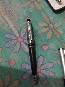 Vintage Pen Set Of 4