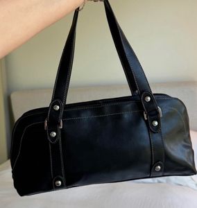 SALE🎀 !!Authentic Imported Nine West Leather Bag