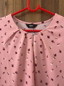 Max Brand Sleeveless Tops