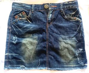 denim mini skirt!